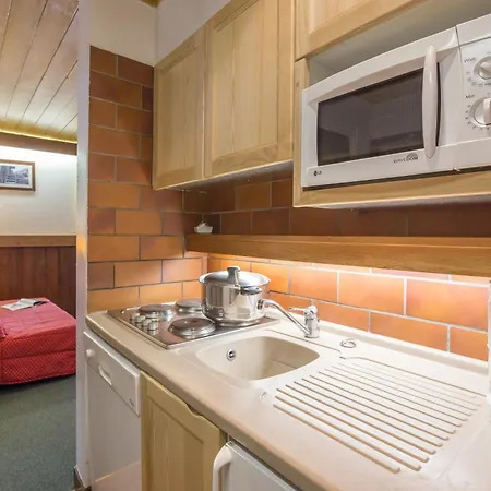 Pierre & Le Mont D'arbois 3*