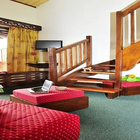 Pierre & Le Mont D'arbois Апарт-готель 3*