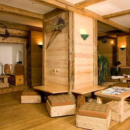 Pierre & Le Mont D'arbois Межев