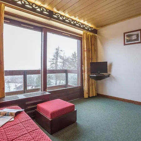 Pierre & Le Mont D'arbois 3*
